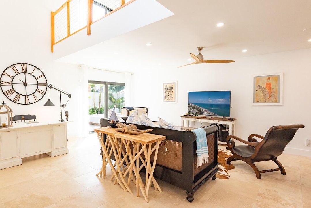 Recently Sold: $1,795,000 (3 beds, 2 baths, 2012 Square Feet)
