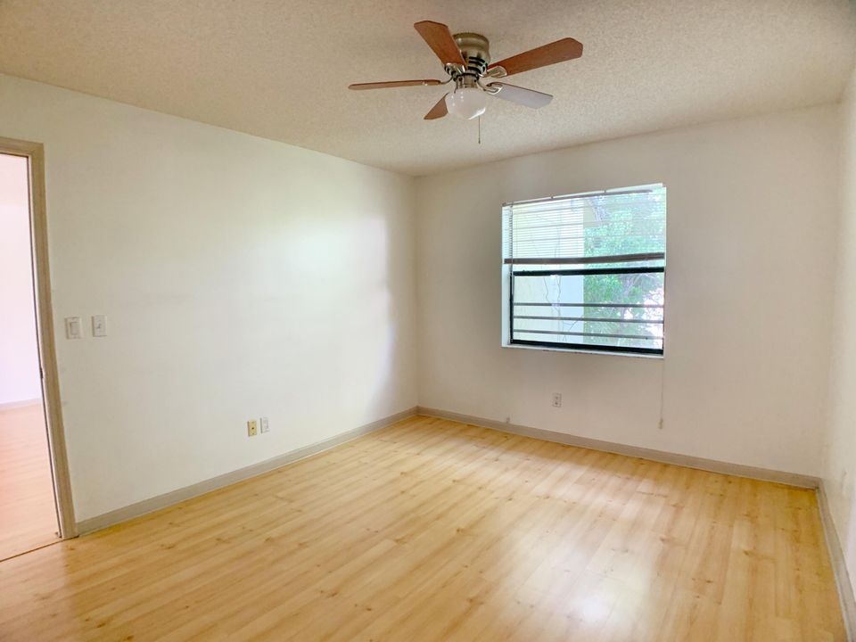 Recently Rented: $8,000 (2 beds, 2 baths, 850 Square Feet)