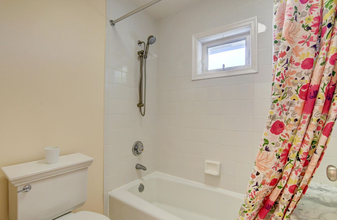 Недавно арендовано: $14,000 (3 спален, 3 ванн, 2536 Квадратных фут)