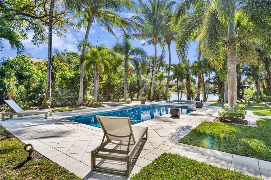 Recently Sold: $1,800,000 (3 beds, 4 baths, 3655 Square Feet)