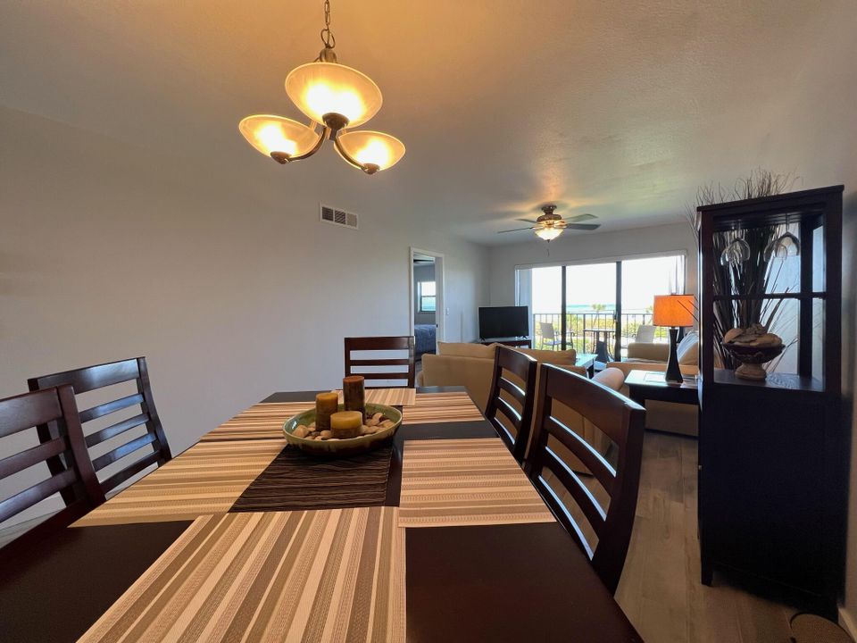 Recently Sold: $497,000 (2 beds, 2 baths, 1078 Square Feet)