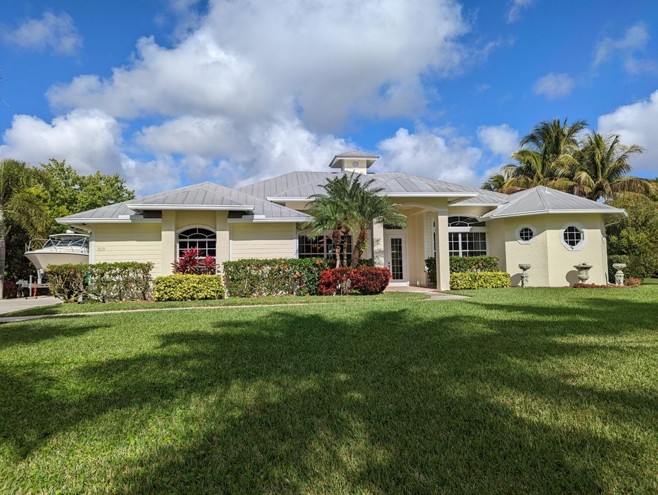 Recently Sold: $669,000 (4 beds, 3 baths, 2800 Square Feet)