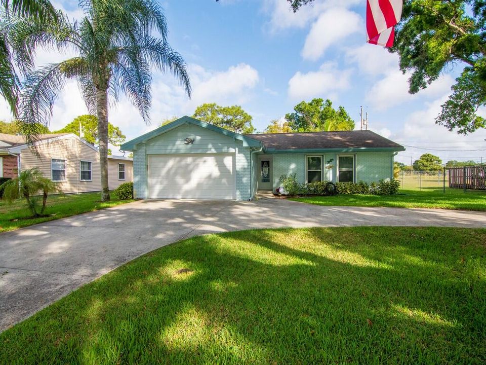 Vendido Recientemente: $309,900 (3 camas, 2 baños, 1269 Pies cuadrados)