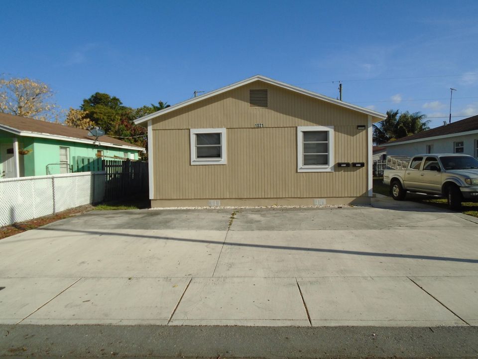 Recently Sold: $325,000 (0 beds, 0 baths, 1000 Square Feet)