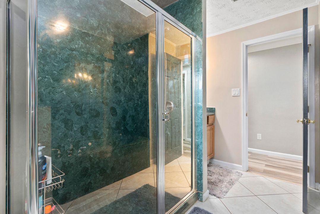最近售出: $725,000 (4 贝兹, 3 浴室, 2436 平方英尺)