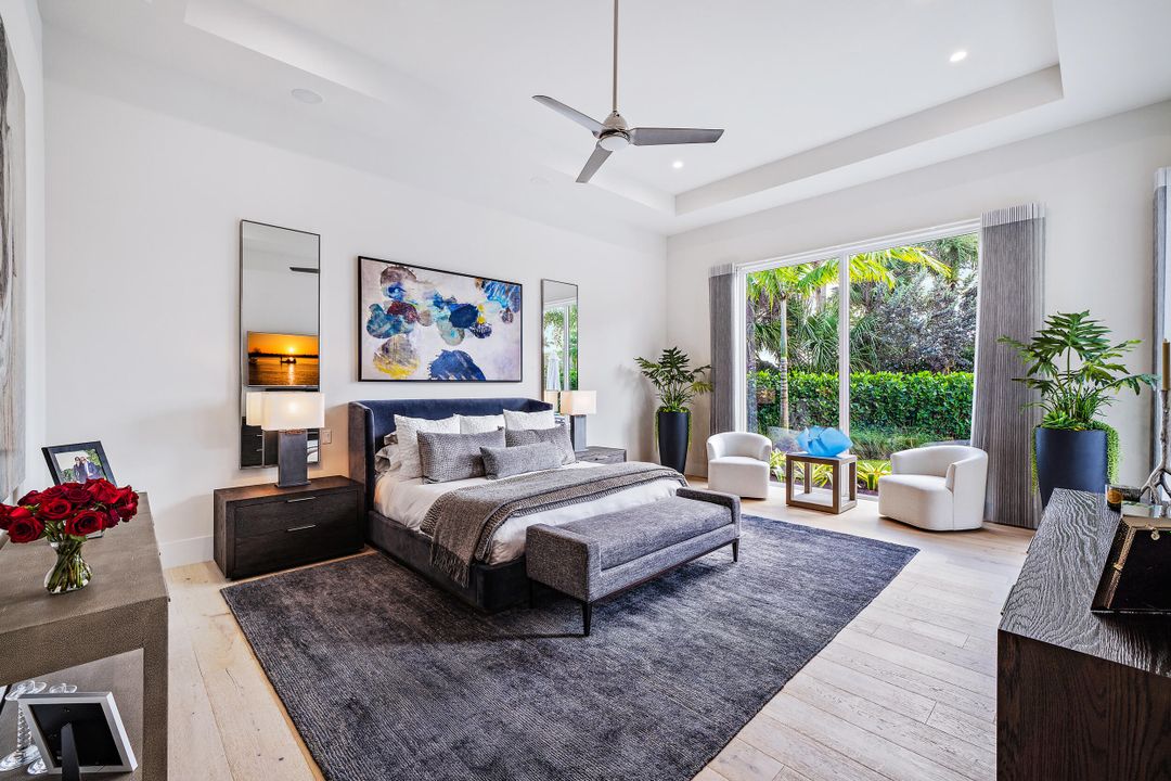 Recently Sold: $6,500,000 (4 beds, 4 baths, 4170 Square Feet)