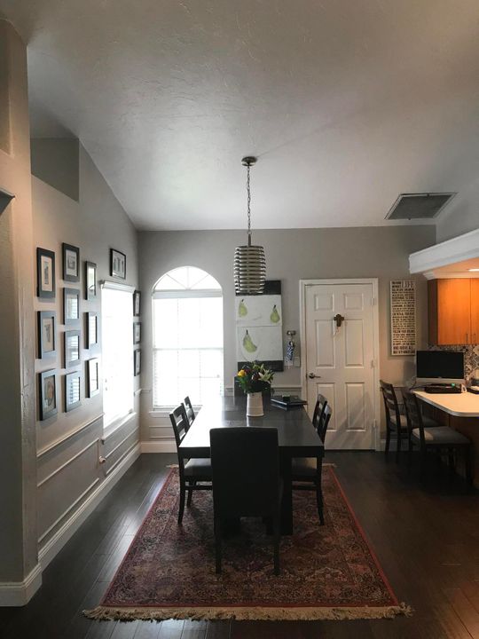 Active With Contract: $339,900 (3 beds, 2 baths, 1552 Square Feet)