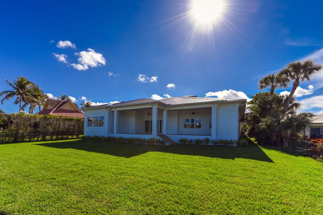 Vendido Recientemente: $4,999,900 (6 camas, 6 baños, 5415 Pies cuadrados)