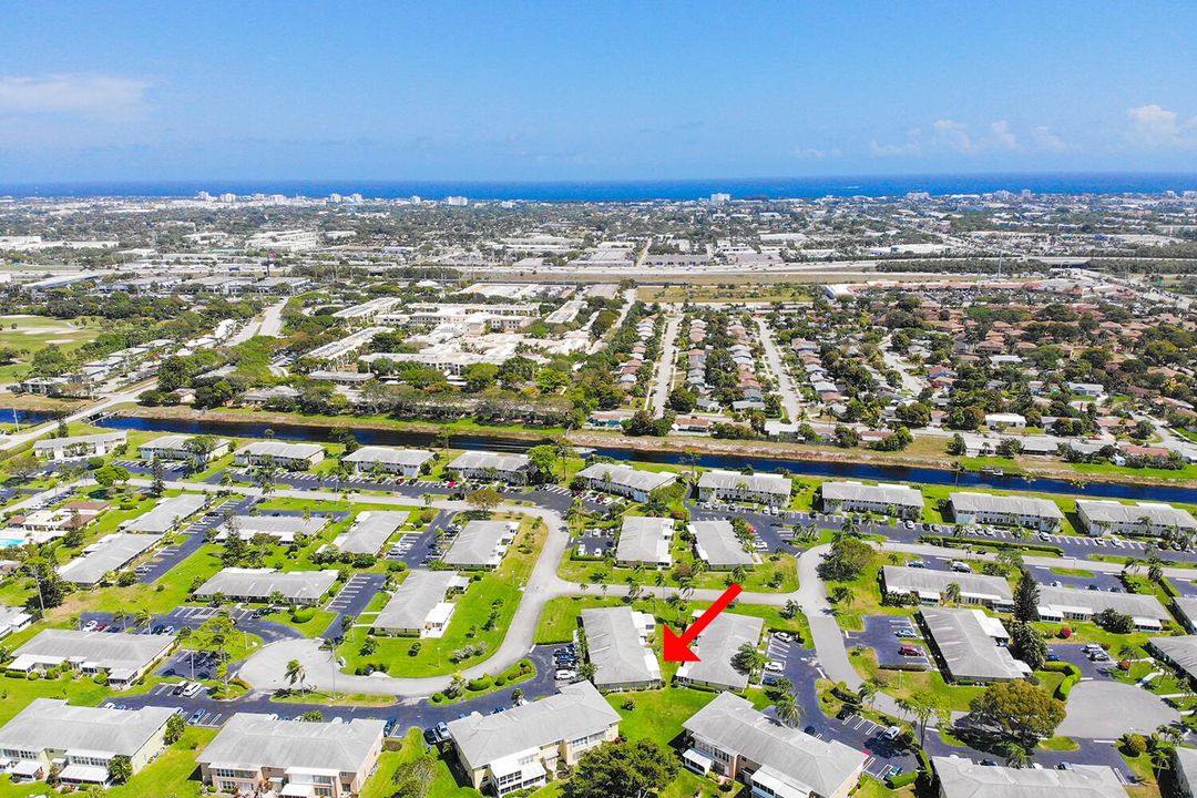 Vendido Recientemente: $200,000 (2 camas, 2 baños, 1167 Pies cuadrados)