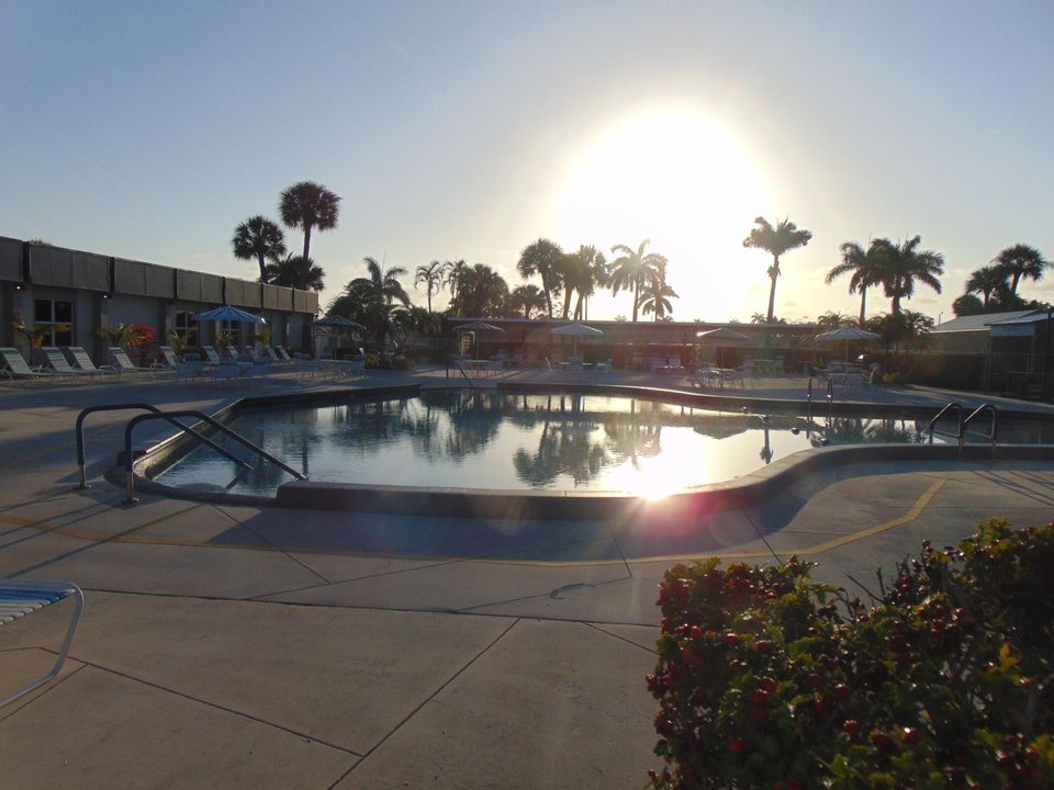 Recently Sold: $75,000 (1 beds, 1 baths, 612 Square Feet)