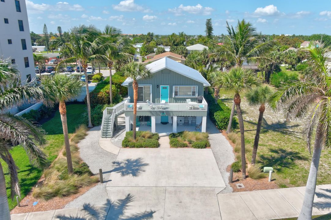 Recently Sold: $899,000 (0 beds, 0 baths, 2400 Square Feet)