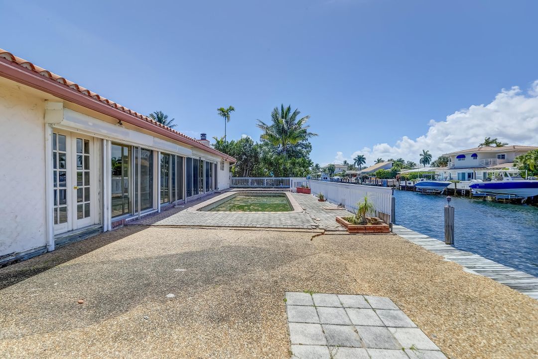 Recently Sold: $1,689,000 (4 beds, 3 baths, 2986 Square Feet)