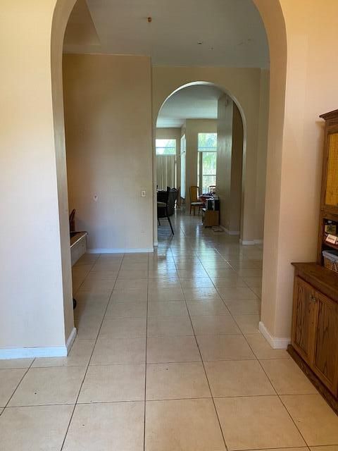 Recently Sold: $555,000 (4 beds, 3 baths, 2897 Square Feet)