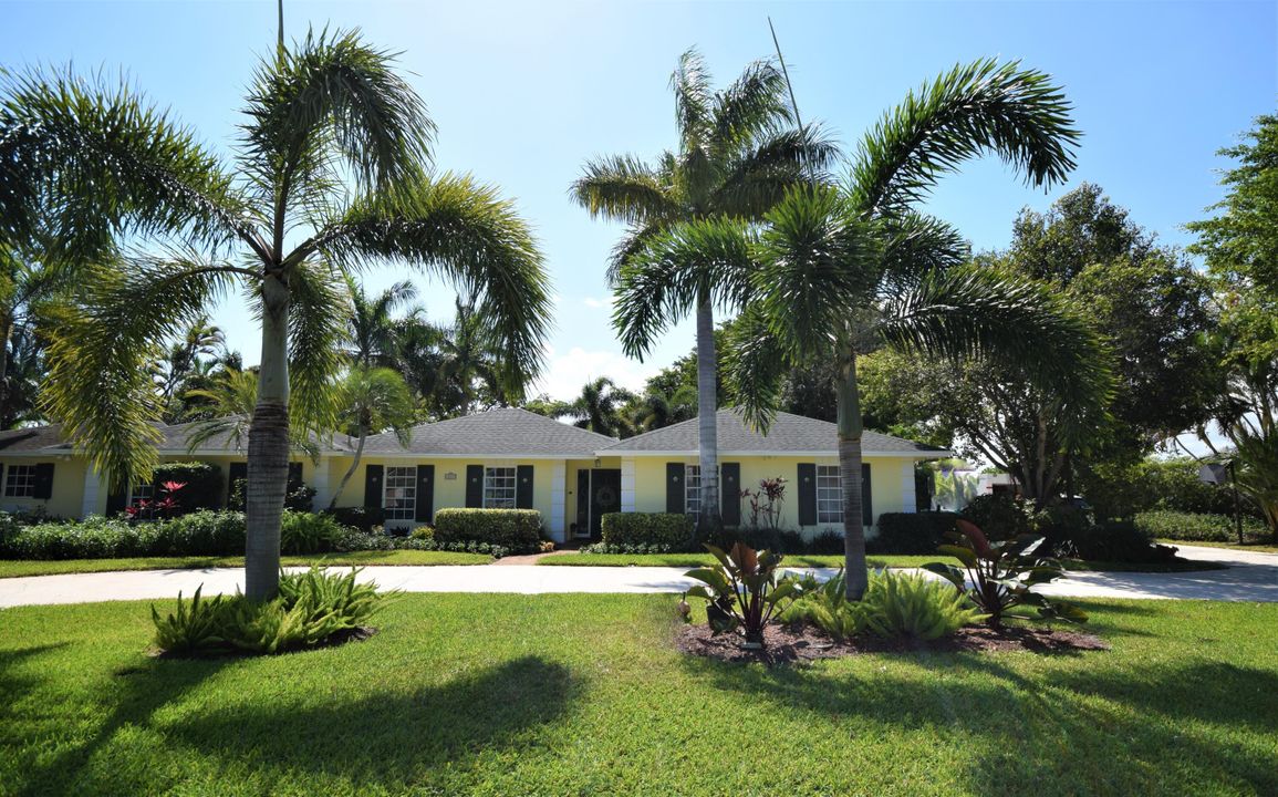 Recently Sold: $2,600,000 (4 beds, 2 baths, 2509 Square Feet)