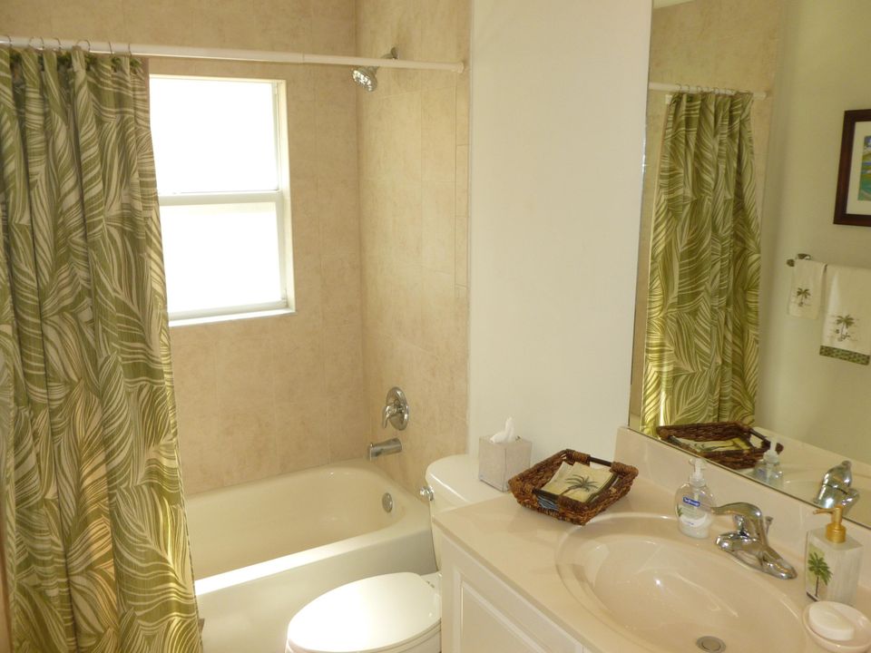 最近租的: $3,700 (2 贝兹, 2 浴室, 1457 平方英尺)