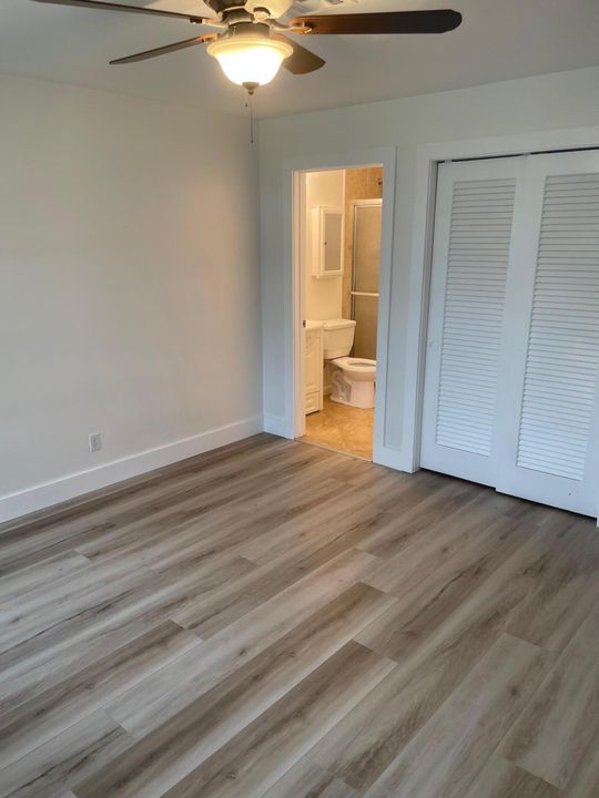 Active With Contract: $3,500 (3 beds, 2 baths, 1438 Square Feet)