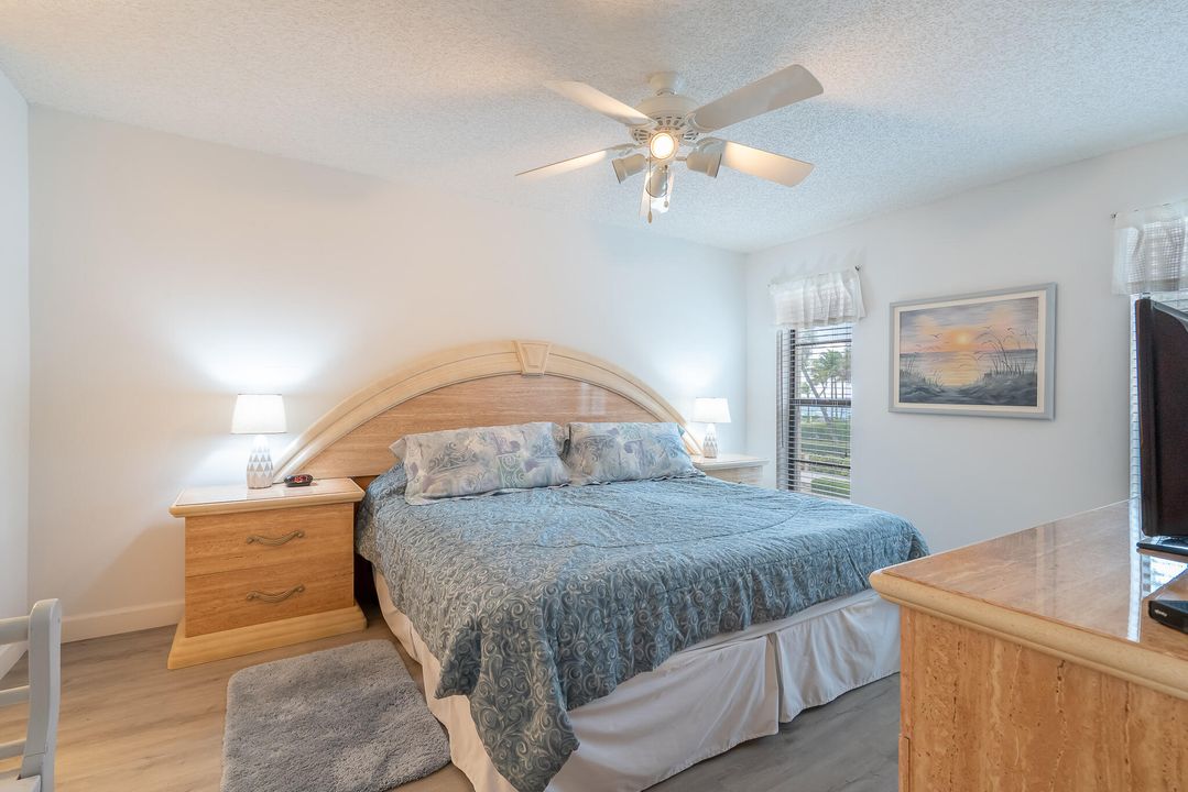 Active With Contract: $6,500 (2 beds, 2 baths, 1037 Square Feet)