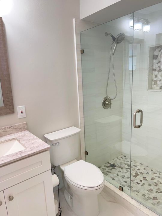 最近租的: $4,250 (3 贝兹, 2 浴室, 1476 平方英尺)