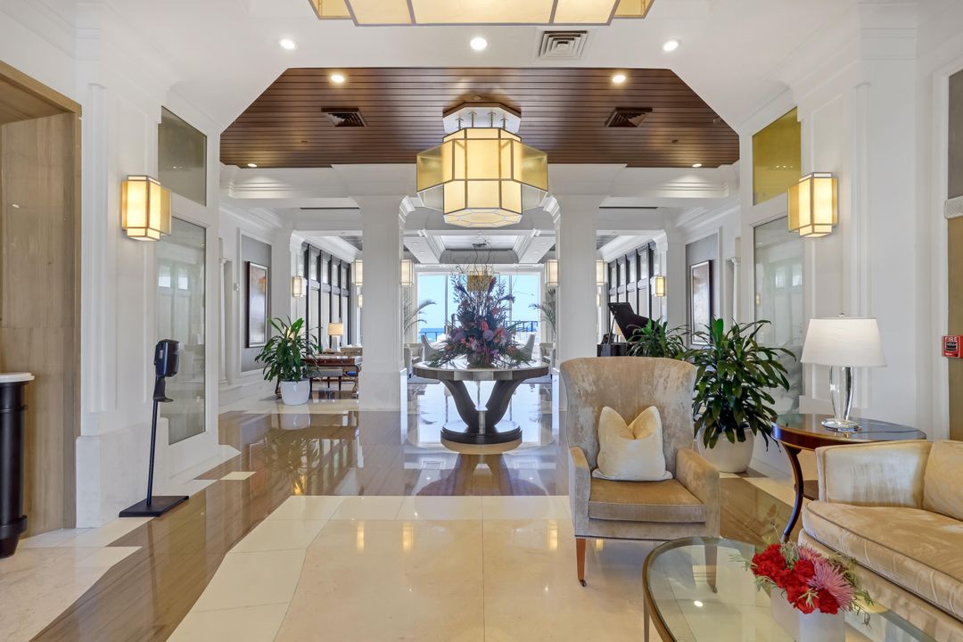Recently Sold: $7,995,000 (4 beds, 5 baths, 7445 Square Feet)
