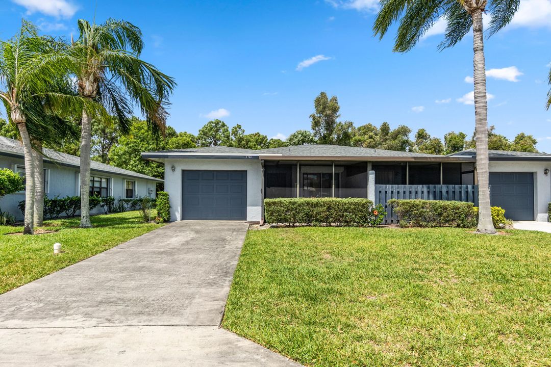 Recently Sold: $179,900 (2 beds, 2 baths, 1409 Square Feet)