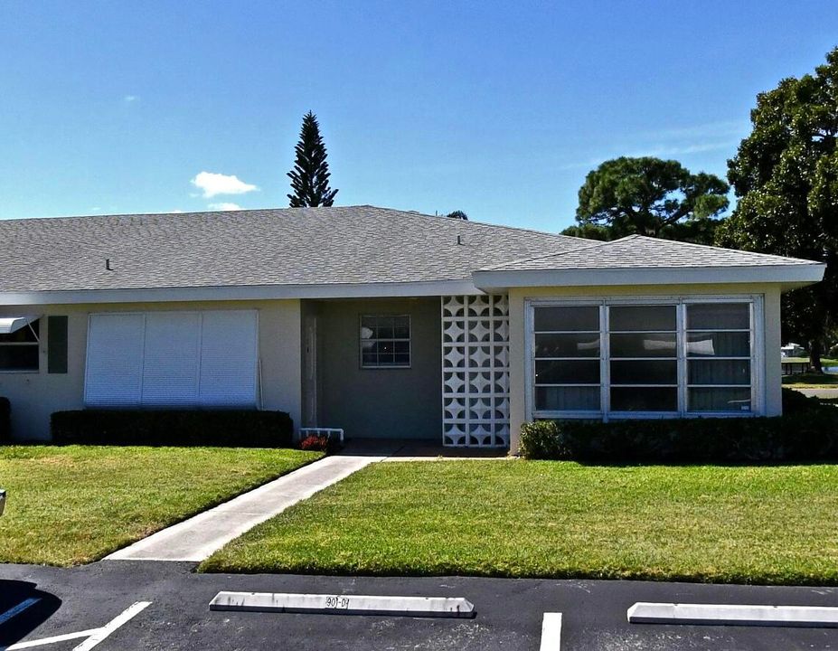 Recently Sold: $86,500 (1 beds, 1 baths, 772 Square Feet)