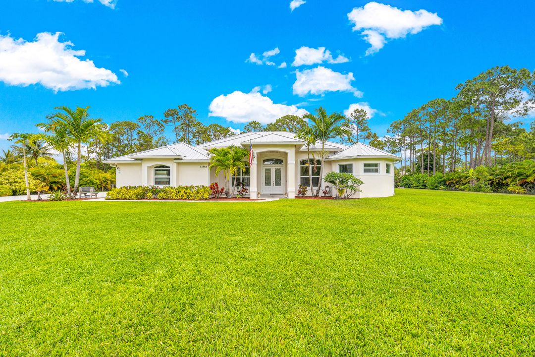 Recently Sold: $969,900 (3 beds, 3 baths, 2622 Square Feet)