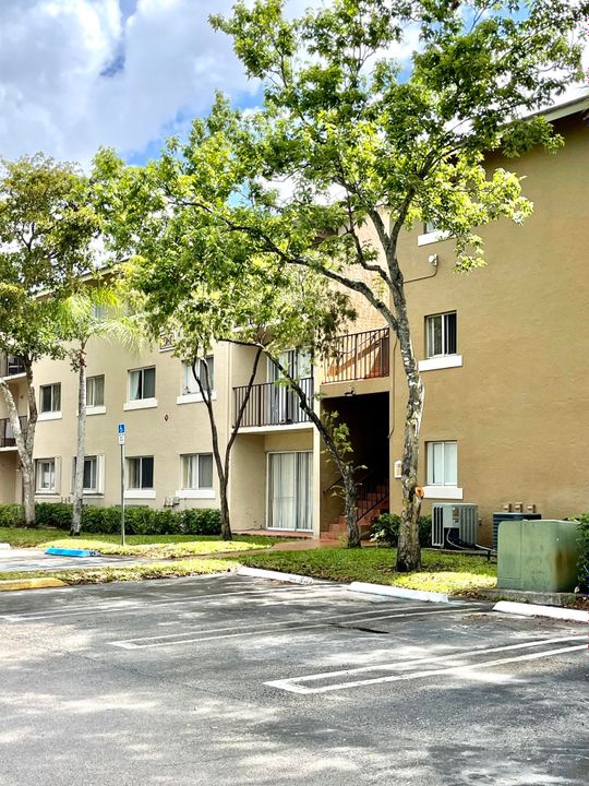 Recently Sold: $124,220 (1 beds, 1 baths, 540 Square Feet)