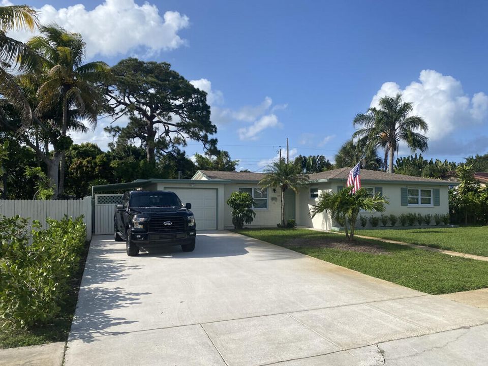 最近租的: $3,100 (3 贝兹, 2 浴室, 1203 平方英尺)