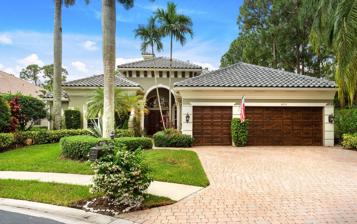 Vendido Recientemente: $1,275,000 (3 camas, 3 baños, 2973 Pies cuadrados)