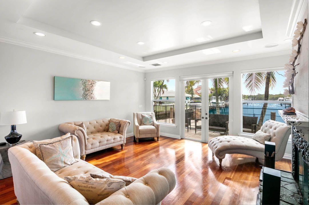 Recently Sold: $2,795,000 (4 beds, 3 baths, 3458 Square Feet)