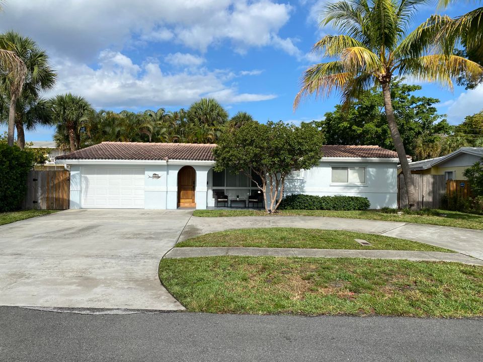 Recently Sold: $699,000 (3 beds, 2 baths, 1412 Square Feet)