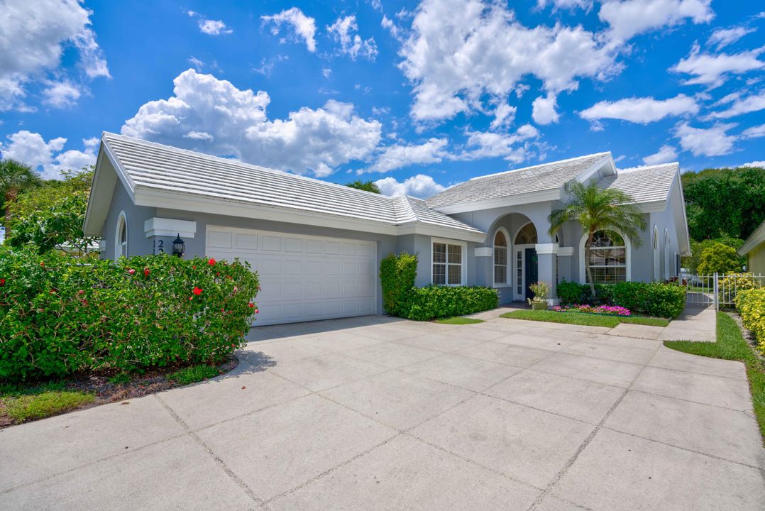 Recently Sold: $540,000 (3 beds, 2 baths, 1974 Square Feet)