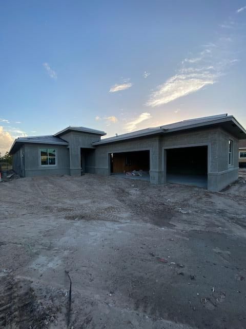 Recently Sold: $596,000 (3 beds, 3 baths, 2819 Square Feet)