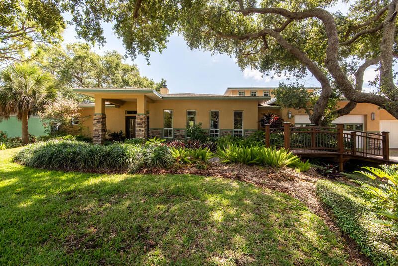 Recently Sold: $1,400,000 (4 beds, 3 baths, 2786 Square Feet)