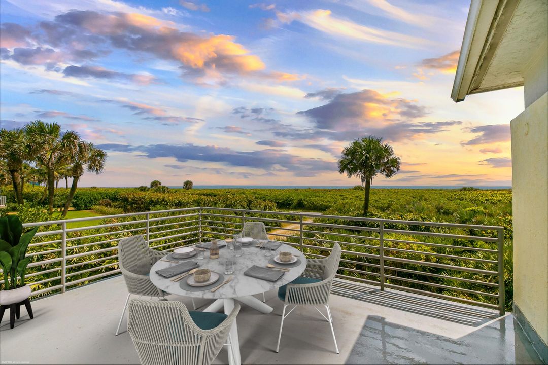 Recently Sold: $4,900,000 (3 beds, 2 baths, 2267 Square Feet)