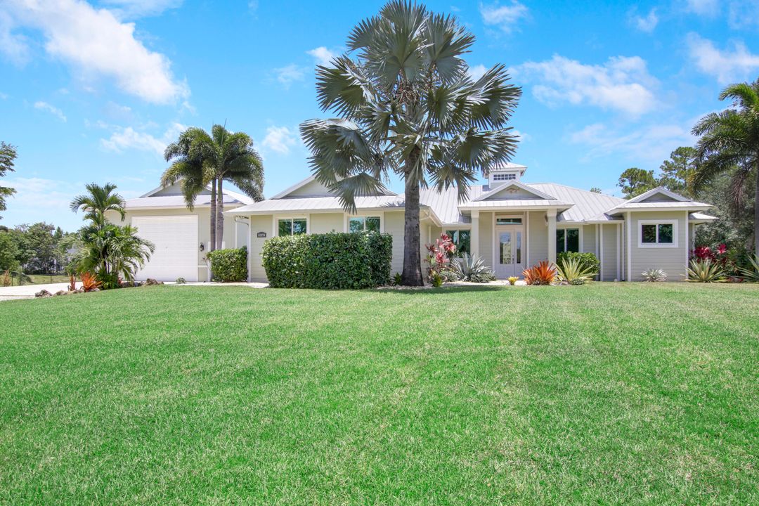 Recently Sold: $1,599,900 (3 beds, 2 baths, 2583 Square Feet)