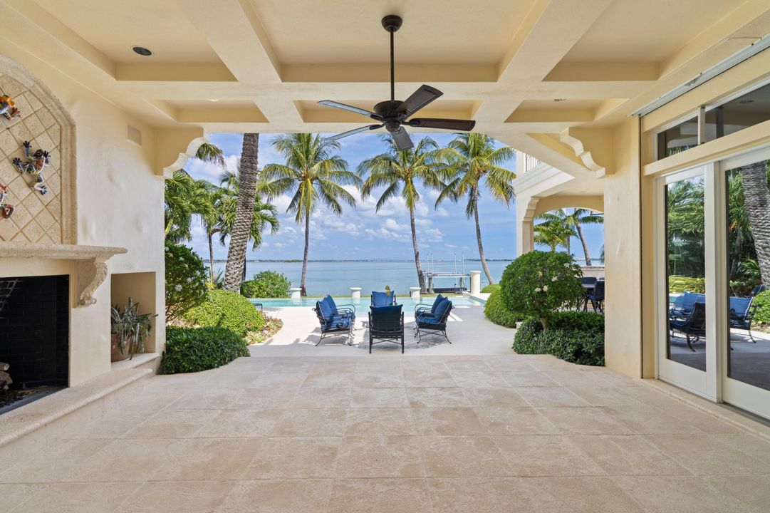 Recently Sold: $12,450,000 (5 beds, 5 baths, 7312 Square Feet)