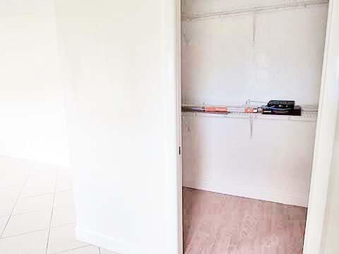 Vendido Recientemente: $180,000 (2 camas, 2 baños, 1280 Pies cuadrados)