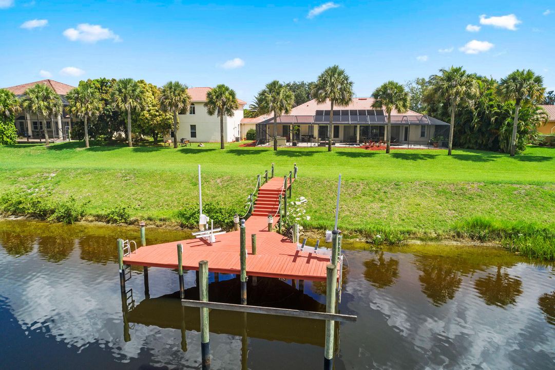 Recently Sold: $1,500,000 (5 beds, 4 baths, 3561 Square Feet)