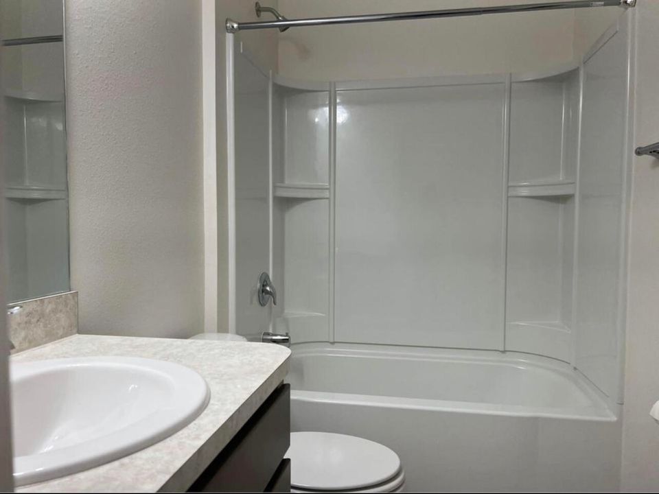 最近租的: $2,500 (3 贝兹, 2 浴室, 1885 平方英尺)
