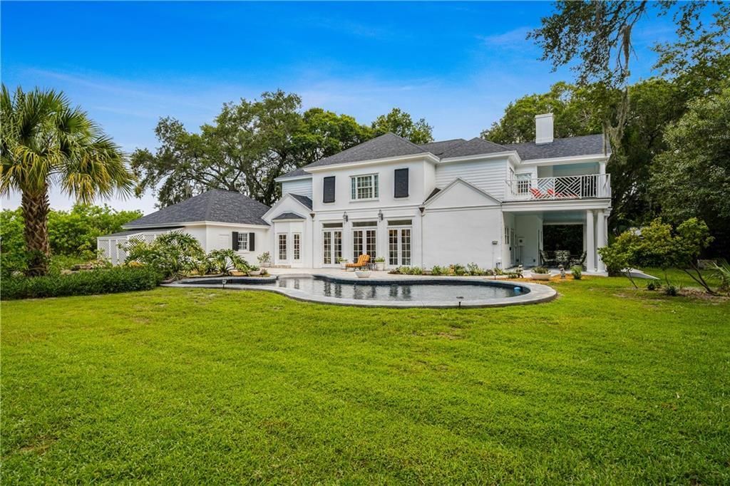 Recently Sold: $1,275,000 (4 beds, 3 baths, 4277 Square Feet)
