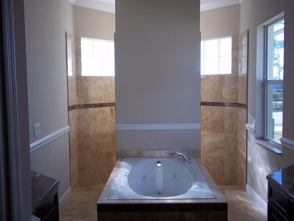 最近租的: $3,395 (4 贝兹, 3 浴室, 2427 平方英尺)