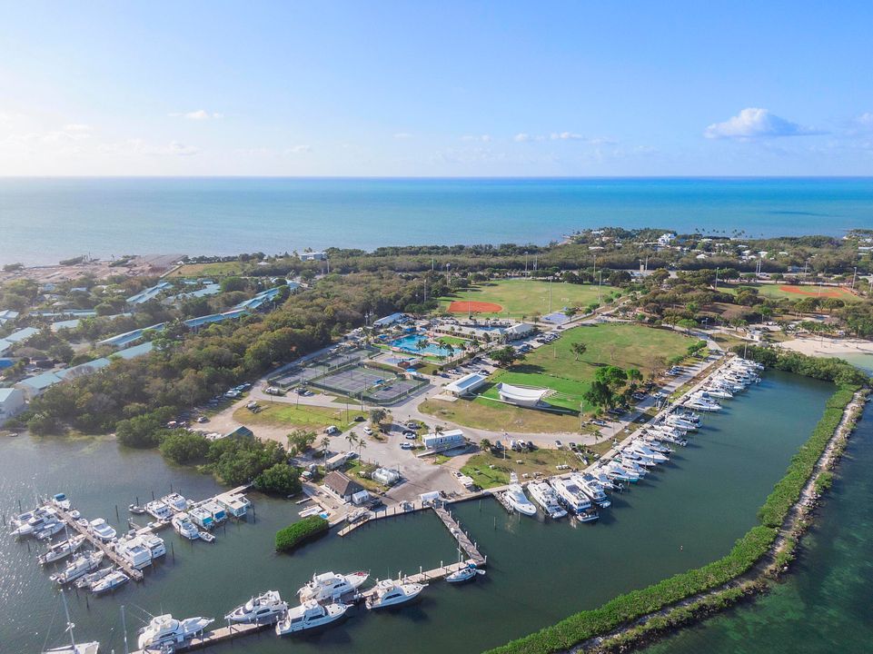 Recently Sold: $2,399,000 (3 beds, 3 baths, 1659 Square Feet)