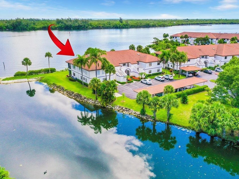 Recently Sold: $435,000 (2 beds, 2 baths, 1135 Square Feet)