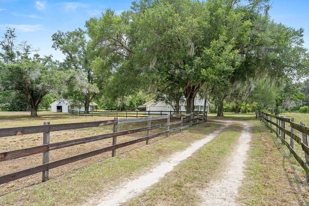 Vendido Recientemente: $649,000 (4 camas, 3 baños, 2581 Pies cuadrados)