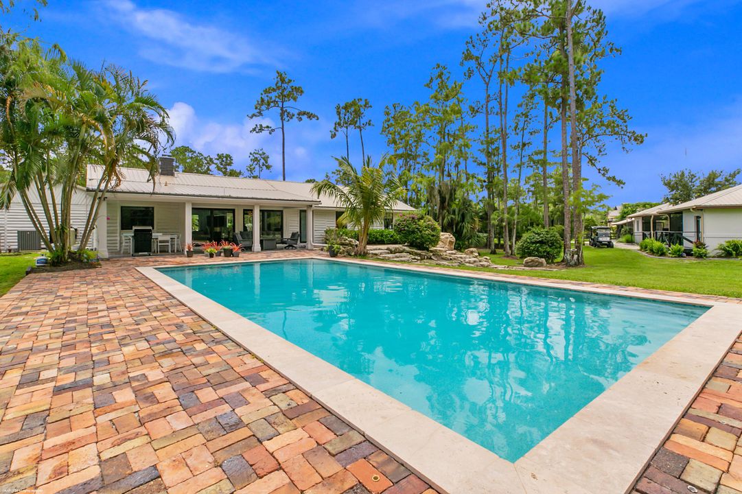 Recently Sold: $2,050,000 (2 beds, 2 baths, 1806 Square Feet)