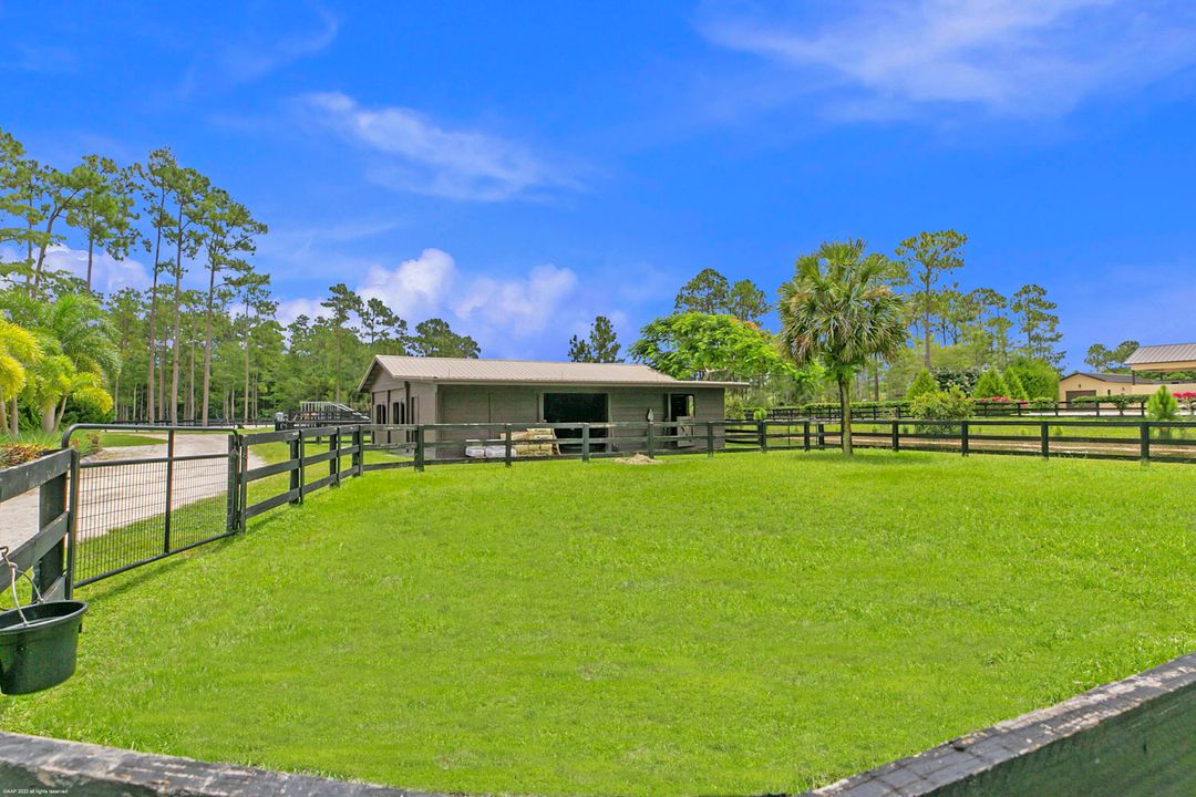 Vendido Recientemente: $2,050,000 (2 camas, 2 baños, 1806 Pies cuadrados)