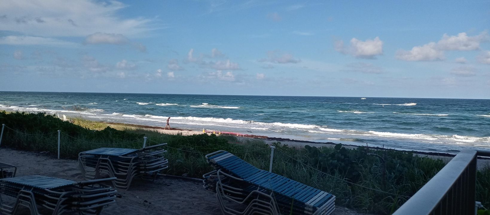 合同活跃: $3,350 (2 贝兹, 2 浴室, 1154 平方英尺)