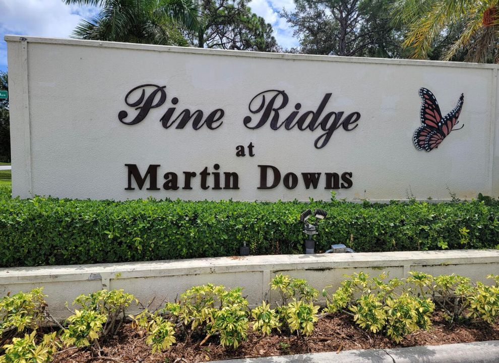 Recently Sold: $227,000 (2 beds, 2 baths, 1111 Square Feet)