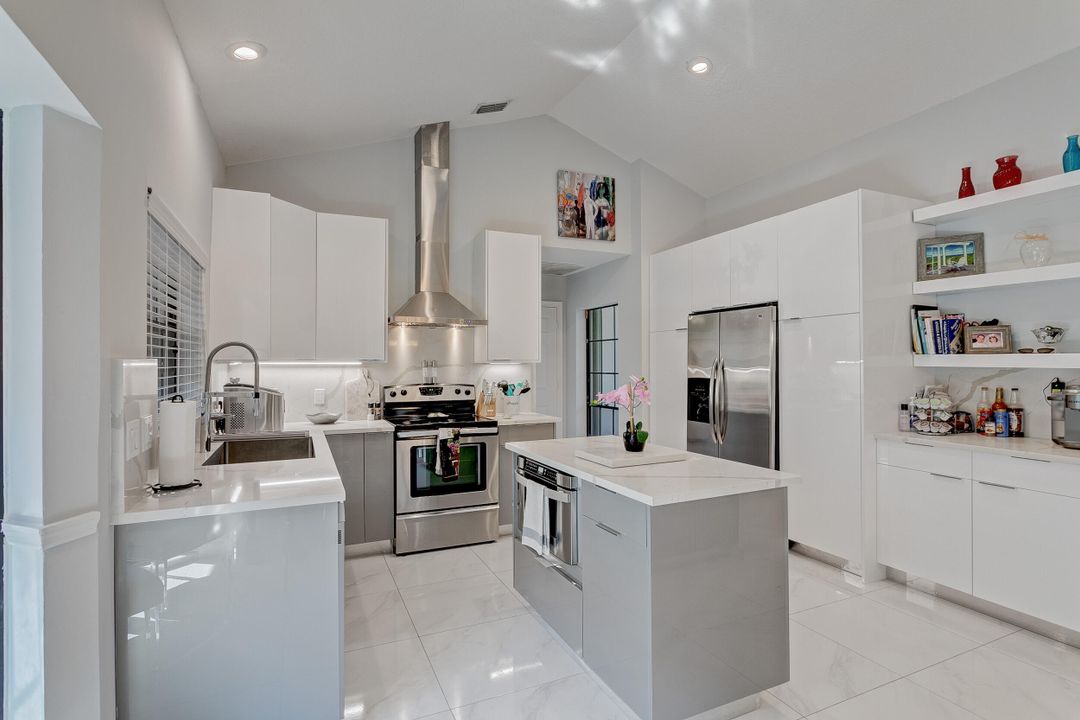 Active With Contract: $15,000 (3 beds, 2 baths, 2381 Square Feet)